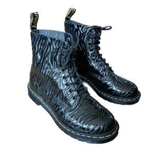 Doc Martens 1460 Zebra Embossed Black Leather Boots - Size 9